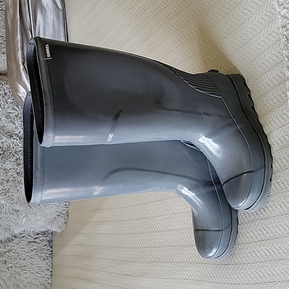 SOREL TALL RAIN BOOT - Picture 1 of 5